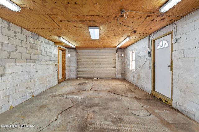 2744 ROY SIKES Road, Hilliard, FL 32046