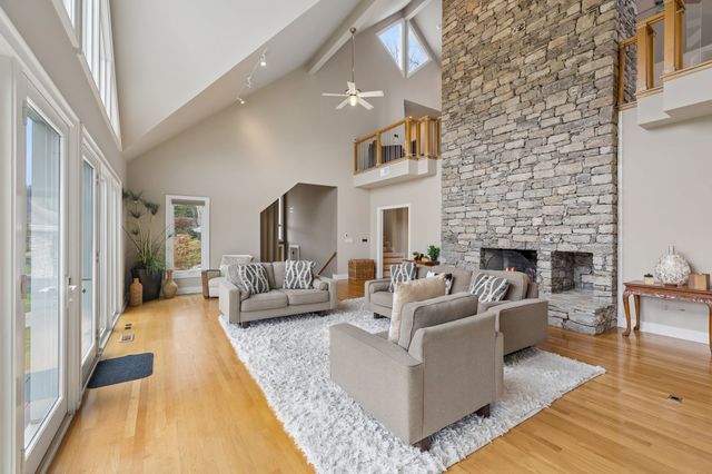 2025 Lynnwood Dr, Franklin, TN 37069