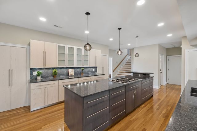 2025 Lynnwood Dr, Franklin, TN 37069