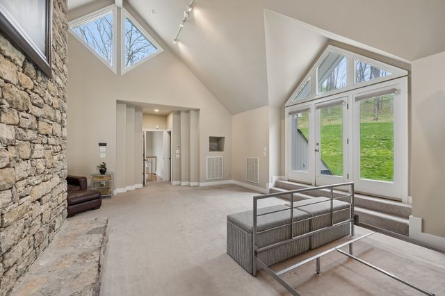 2025 Lynnwood Dr, Franklin, TN 37069