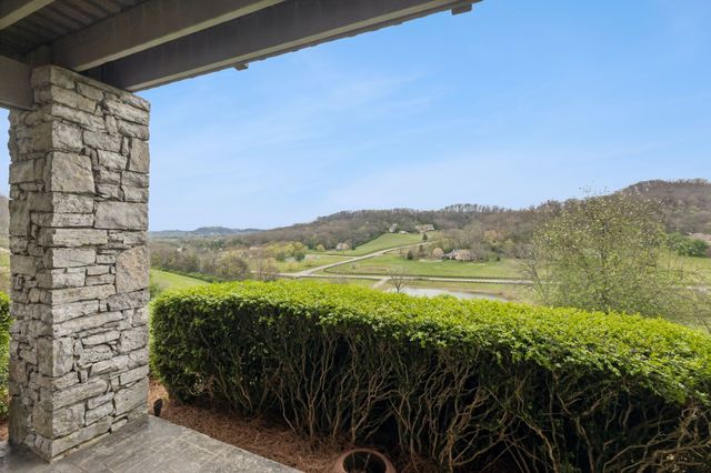 2025 Lynnwood Dr, Franklin, TN 37069