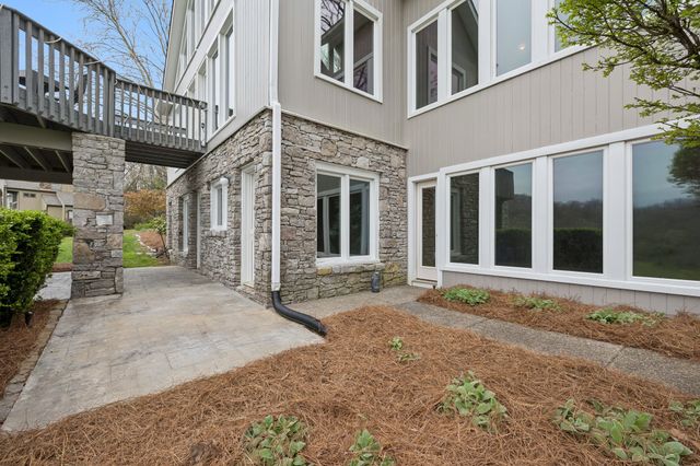 2025 Lynnwood Dr, Franklin, TN 37069