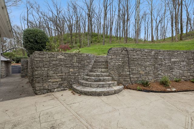 2025 Lynnwood Dr, Franklin, TN 37069