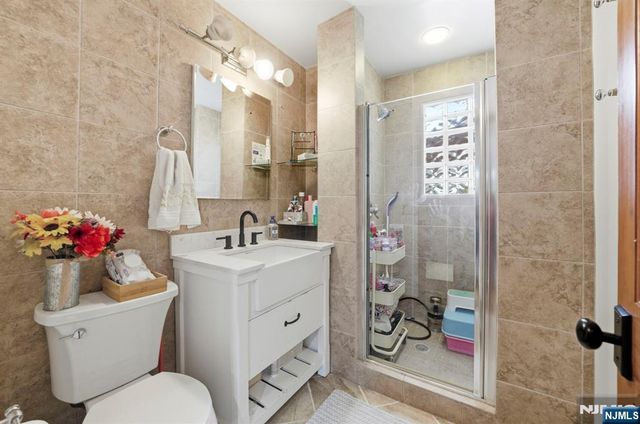 20 Wilcox Street, Dumont, NJ 07628