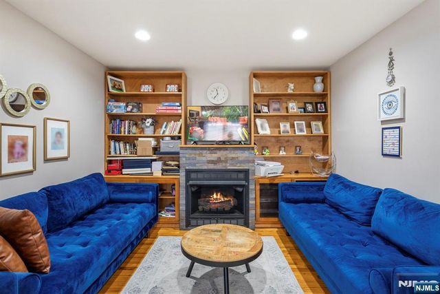 20 Wilcox Street, Dumont, NJ 07628