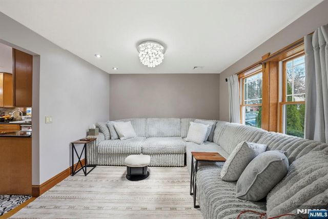 20 Wilcox Street, Dumont, NJ 07628