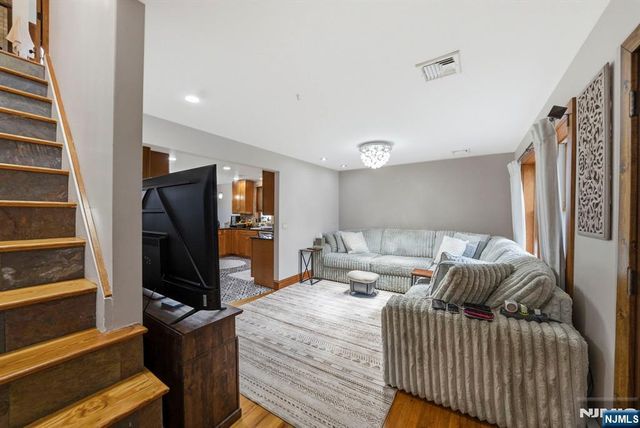 20 Wilcox Street, Dumont, NJ 07628