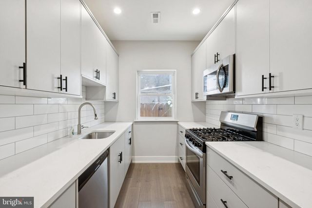 1533 S LAMBERT ST, Philadelphia, PA 19146