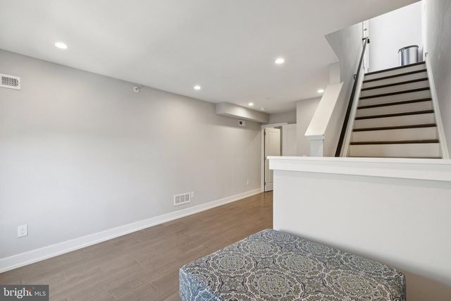 1533 S LAMBERT ST, Philadelphia, PA 19146
