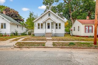 224 E Lincoln Avenue, Muskegon, MI 49444
