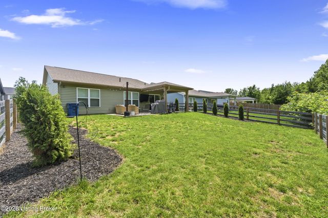 6910 Nicolas Farms Ct, Louisville, KY 40229