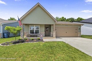 6910 Nicolas Farms Ct, Louisville, KY 40229
