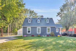 459 Abbe Road, Sheffield Lake, OH 44054