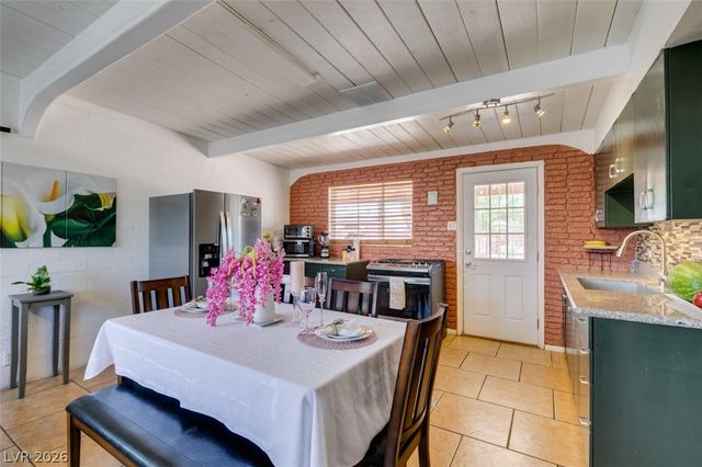 705 Harvard Street, Las Vegas, NV 89107