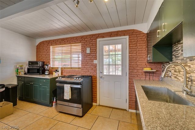 705 Harvard Street, Las Vegas, NV 89107