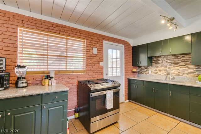 705 Harvard Street, Las Vegas, NV 89107