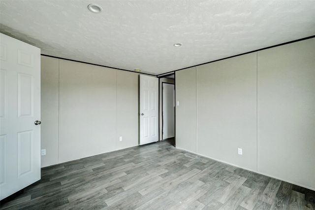 1601 Road 5740, Cleveland, TX 77327