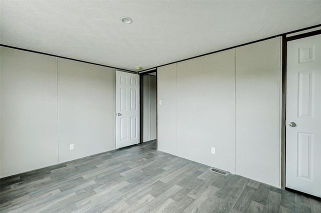1601 Road 5740, Cleveland, TX 77327