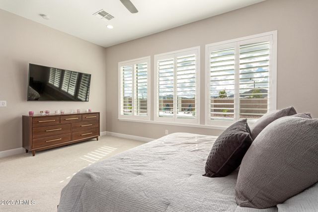 5700 N 202nd Lane, Litchfield Park, AZ 85340