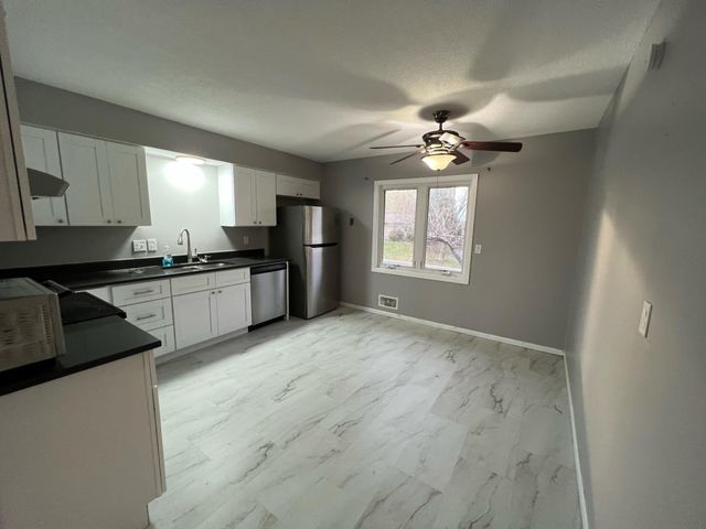 4048 Halite Lane, Eagan, MN 55122