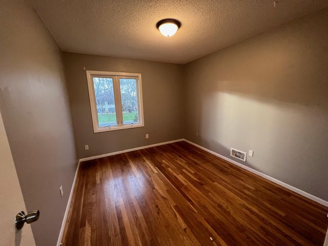 4048 Halite Lane, Eagan, MN 55122