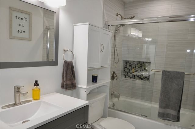 8712 Chessington Drive 255D, Inglewood, CA 90305