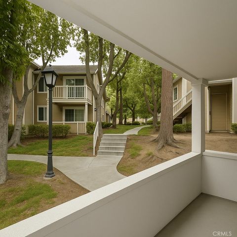8712 Chessington Drive 255D, Inglewood, CA 90305