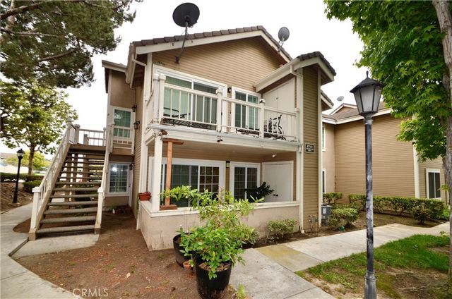8712 Chessington Drive 255D, Inglewood, CA 90305