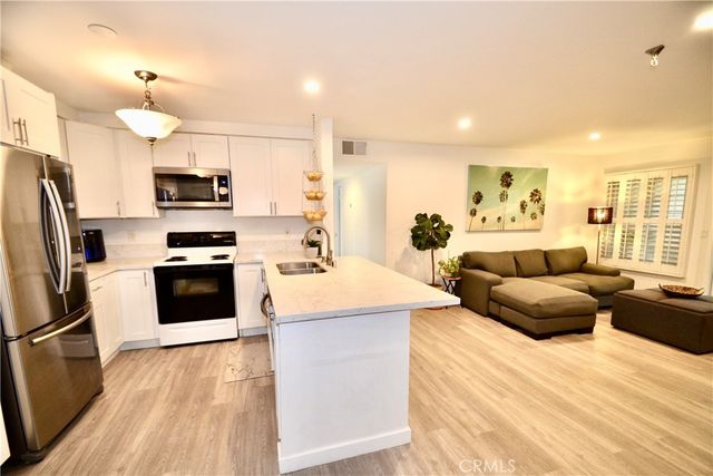 8712 Chessington Drive 255D, Inglewood, CA 90305