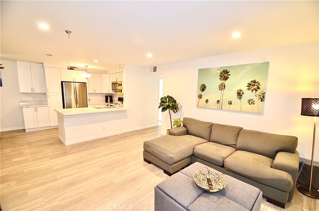 8712 Chessington Drive 255D, Inglewood, CA 90305