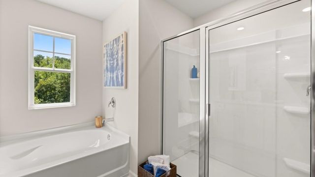 1046 Lost Creek Parkway, Dallas, GA 30132