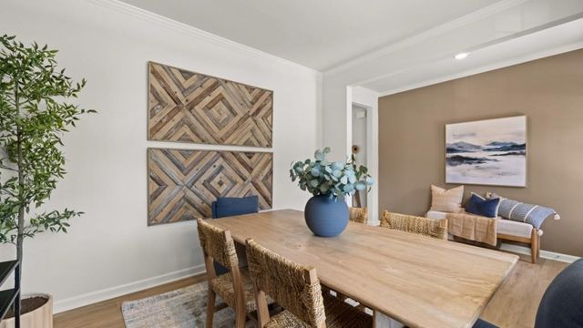 1046 Lost Creek Parkway, Dallas, GA 30132