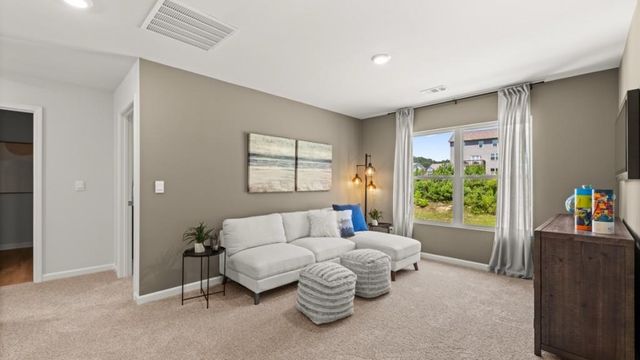 1046 Lost Creek Parkway, Dallas, GA 30132