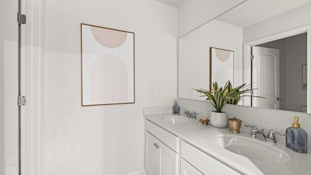 1046 Lost Creek Parkway, Dallas, GA 30132