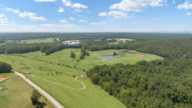 1046 Lost Creek Parkway, Dallas, GA 30132