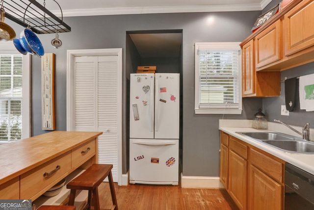 2690 Tupelo Street SE, Atlanta, GA 30317