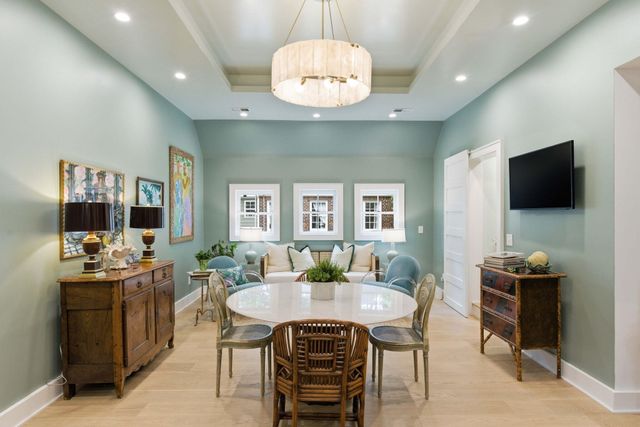 6 Beverly Road, Charleston, SC 29407