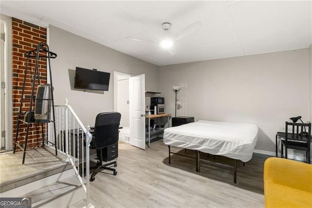 1661 Brewer Boulevard SW, Atlanta, GA 30310