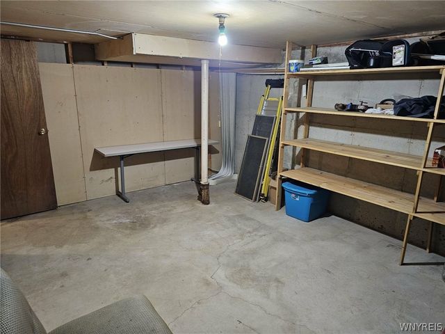 1041 Reserve Road 7, West Seneca, NY 14224