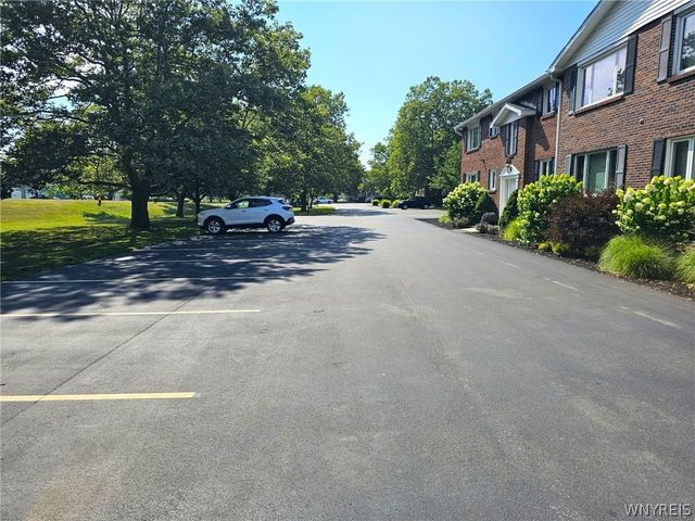 1041 Reserve Road 7, West Seneca, NY 14224