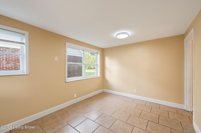 6405 S 3rd St, Louisville, KY 40214