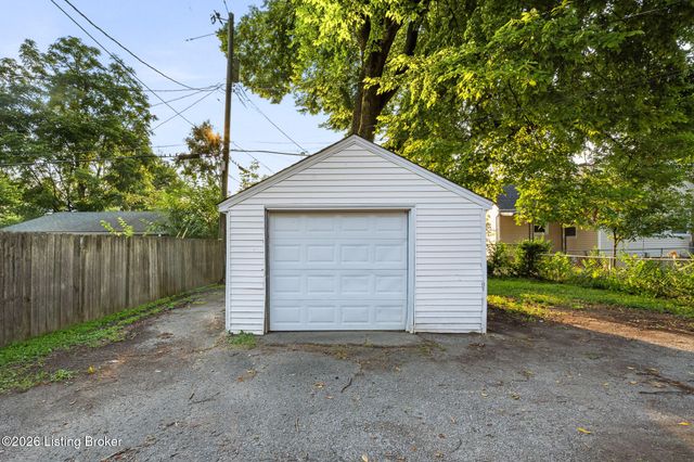 6405 S 3rd St, Louisville, KY 40214