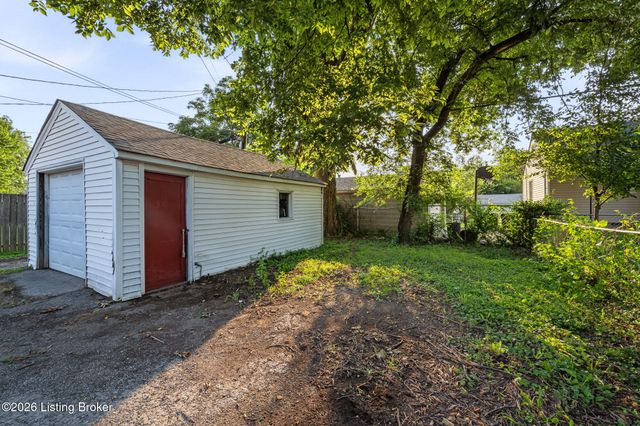 6405 S 3rd St, Louisville, KY 40214