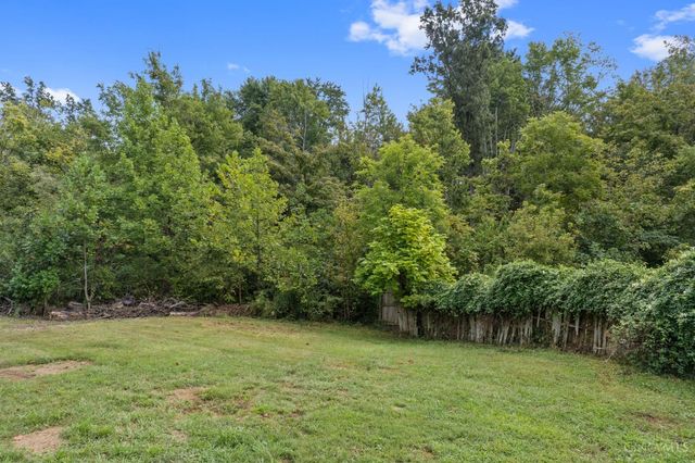 6820 N Clarawill Drive, Goshen Twp, OH 45140