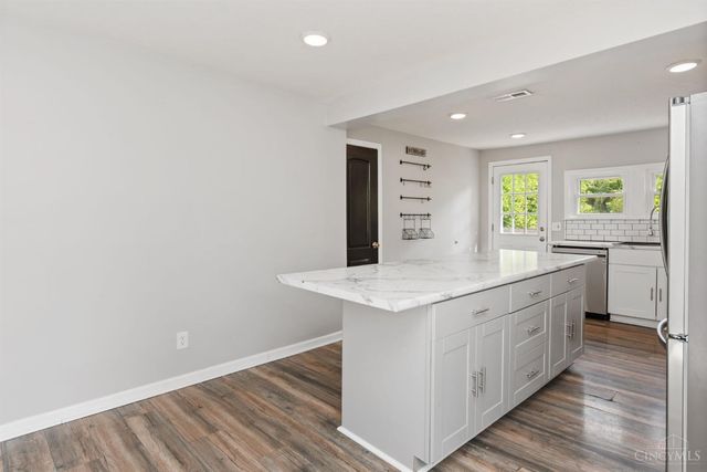 6820 N Clarawill Drive, Goshen Twp, OH 45140