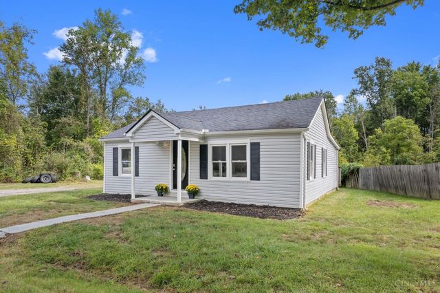6820 N Clarawill Drive, Goshen Twp, OH 45140