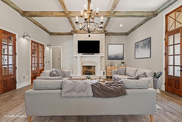 25 Sunset, Hattiesburg, MS 39402