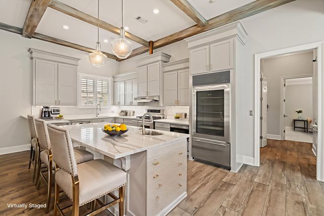 25 Sunset, Hattiesburg, MS 39402
