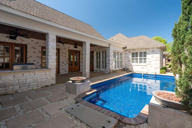 25 Sunset, Hattiesburg, MS 39402