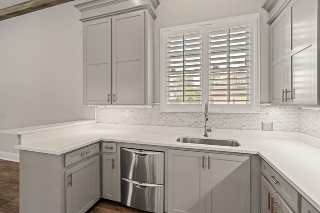 25 Sunset, Hattiesburg, MS 39402